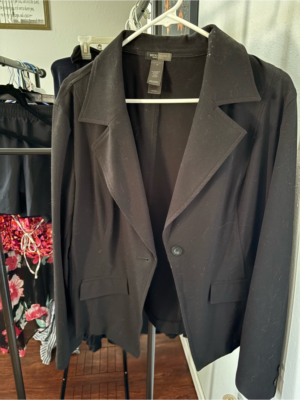 Bisou Bisou Black Single-Button Notch Lapel Blazer